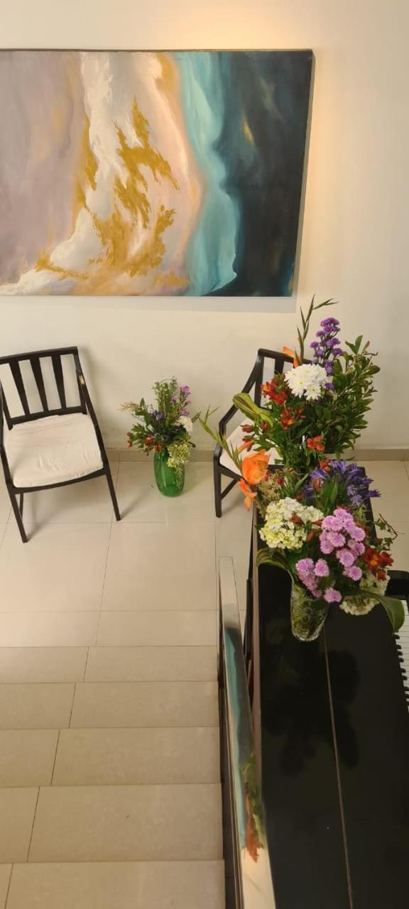 Lotus Colombo Guesthouse ภายนอก รูปภาพ
