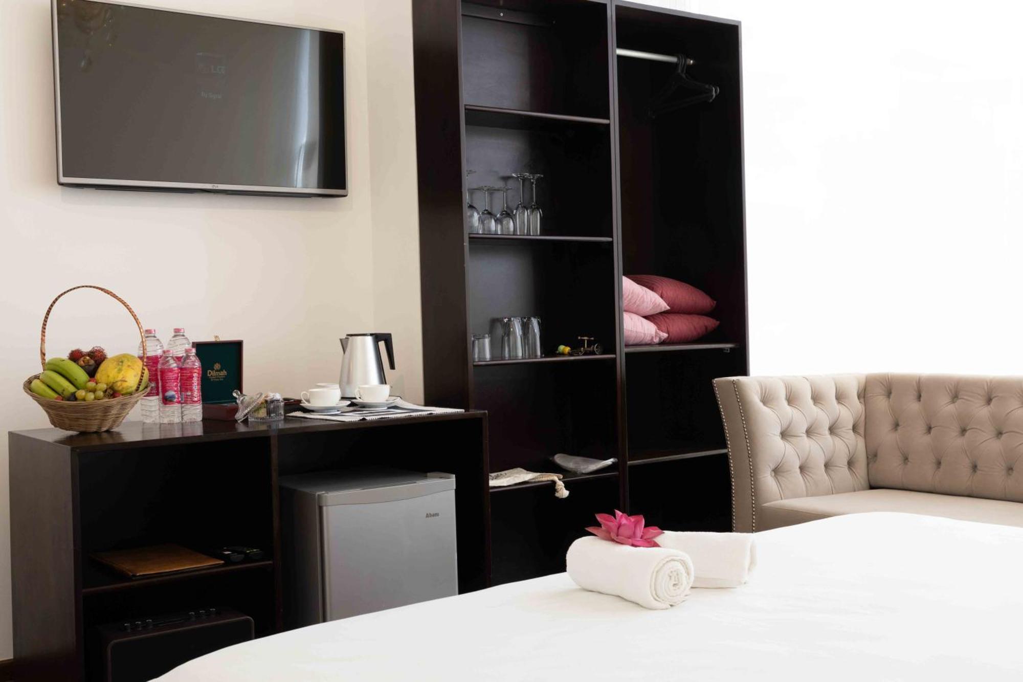 Lotus Colombo Guesthouse ภายนอก รูปภาพ